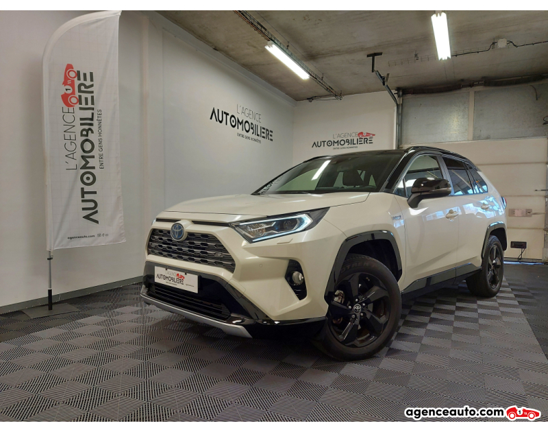 Achat voiture occasion, Auto occasion pas cher | Agence Auto Toyota RAV4 V 2WD 218 SELECTION HYBRIDE Blanc Année 2019 Automatique Hybride